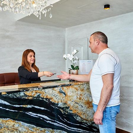 Хотел Св.Св.Петър и Павел Поморие Екстериор снимка